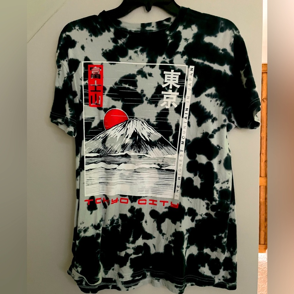 Tie Dye Men’s Tee